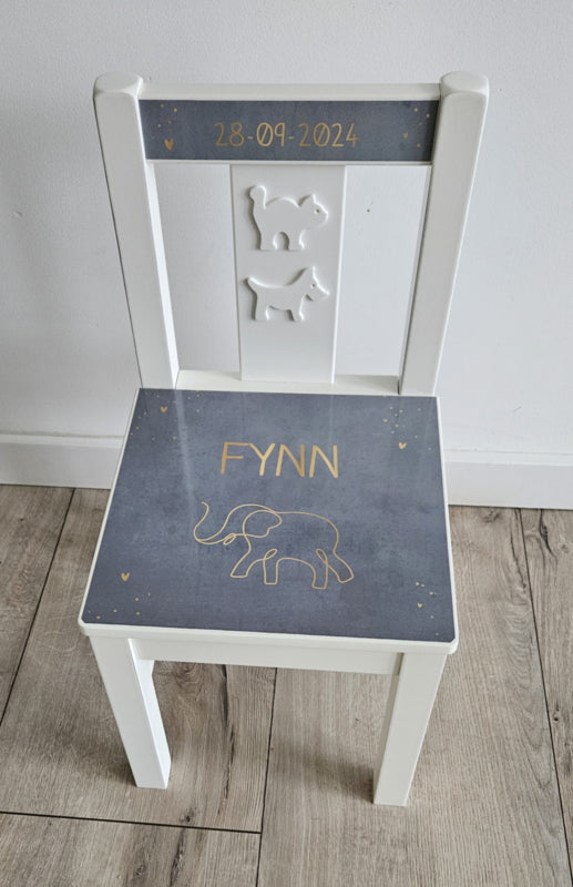 Stoeltje met naam en Olifant silhouette