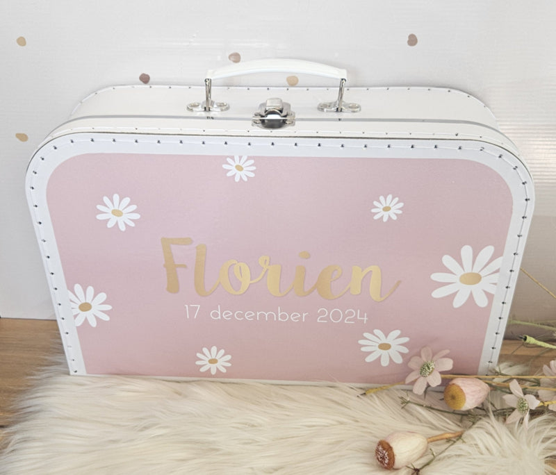 Koffertje met naam Madeliefjes
