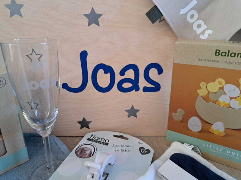 Luxe cadeaupakket houten kist jongen 10 dagen