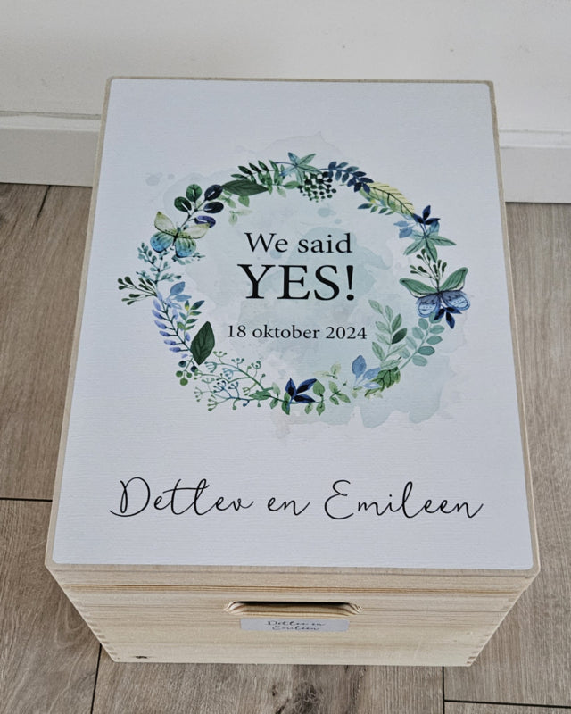 Herinneringsdoos voor bruiloft 'blaadjeskrans'