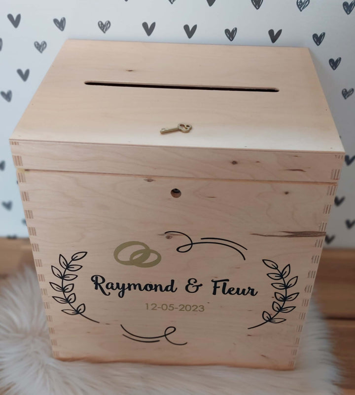 Houten enveloppenkist met ''Bladkrans'' voor een huwelijk