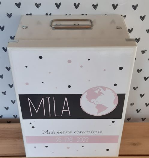 Communiedoos met naam ''wereldbol'' meisje