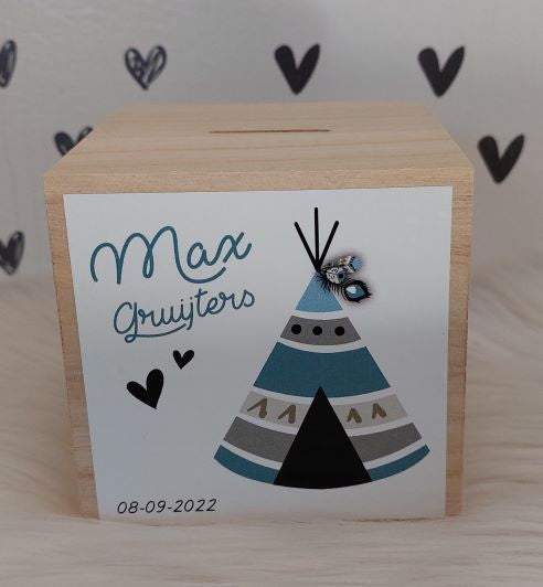 houten spaarpot met naam tipi tent blauw