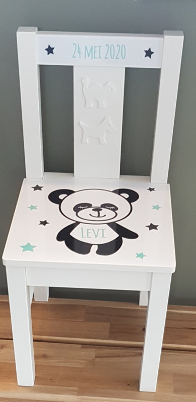 Stoeltje met naam en Panda