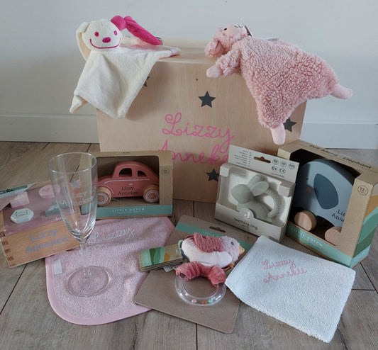 Luxe cadeaupakket houten kist meisje 10 dagen