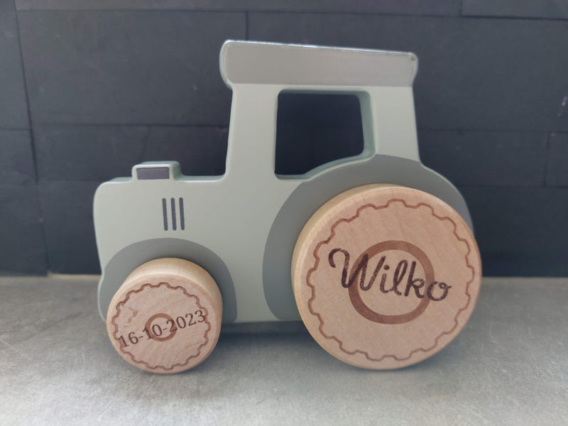Little Dutch ''Little Farm'' houten tractor  (met naam)