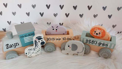 houten trein en  dieren ''Jungle'' met naam en geboortegegevens