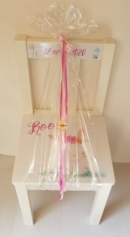 Stoeltje met naam en Schattig konijntje