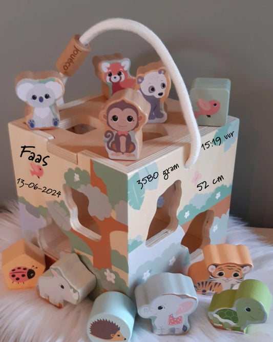 Grote vormenstoof met naam Wildies Family