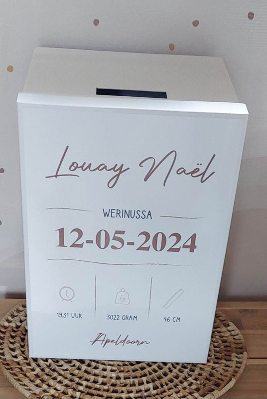 Bewaardoos herinneringen met geboortegegevens -camel