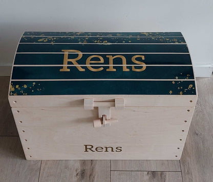 Naturel houten speelgoedkist met naam 'Spikkels'