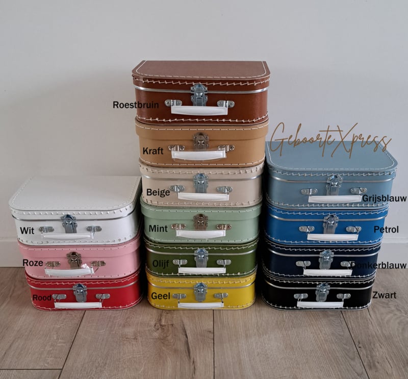 Koffertje met naam Hartjes beige